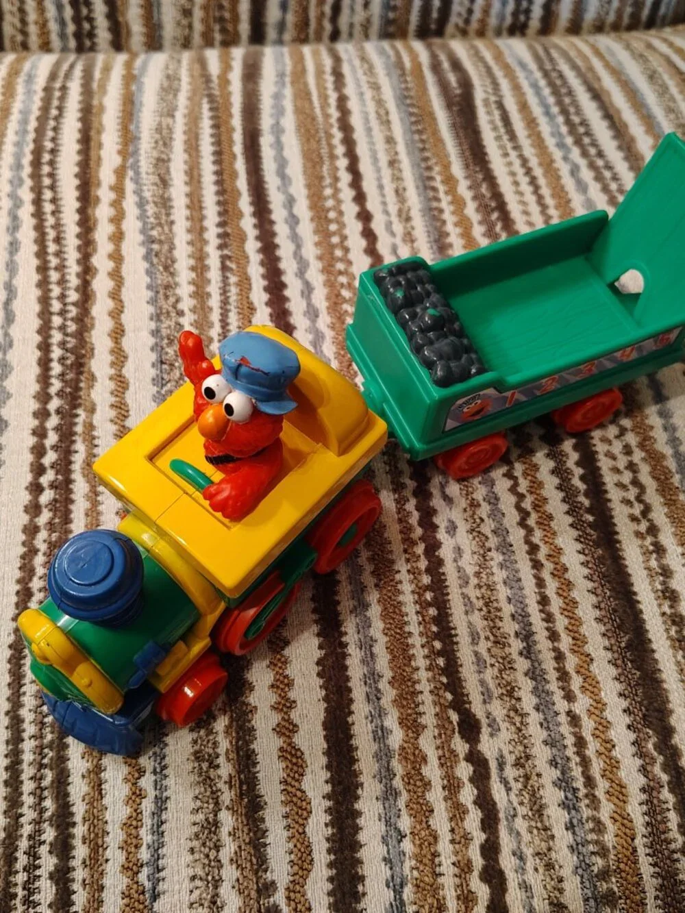 Sesame Street Elmo Junction ABC 123 Train Engine And Car With Sound 2013